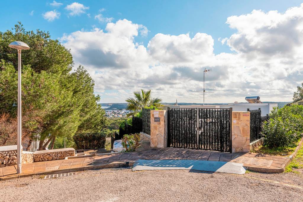 MAH_73851_Villa_Gill_1223_12.jpg