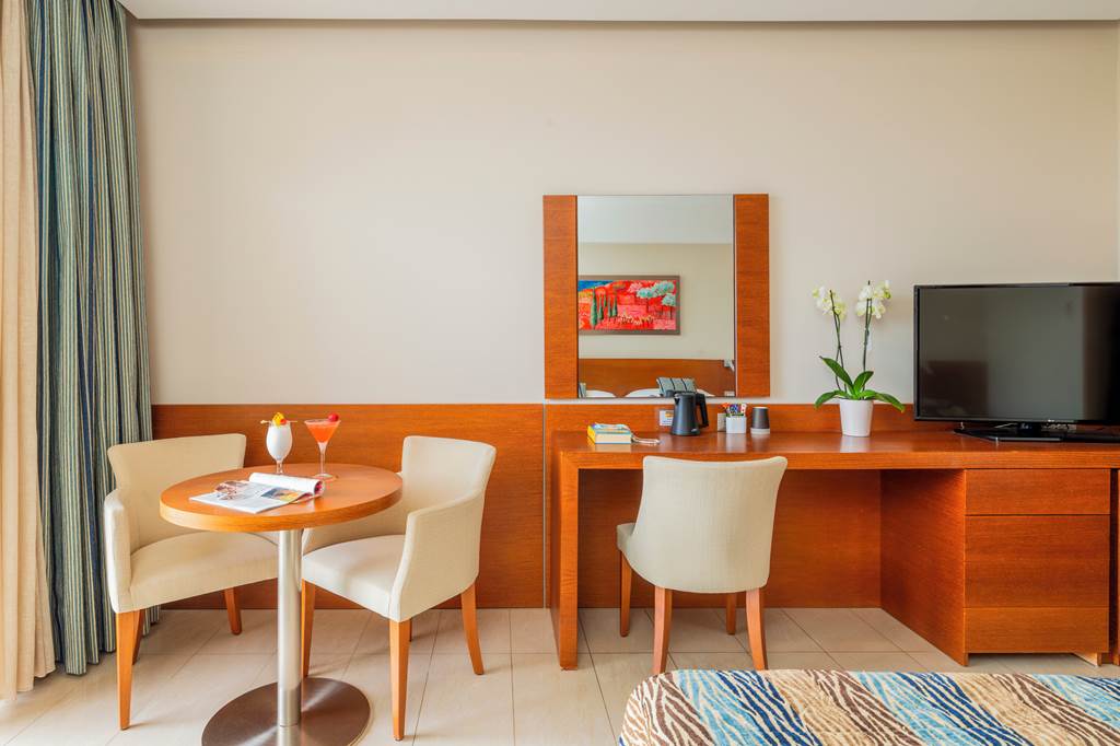 EFL_82425_Apollonian_Asterias_Resort_&_Spa_0824_06.jpg