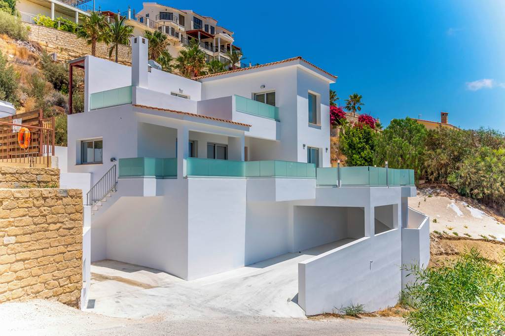 PFO_87575_Villa_Aqua_Queen_0424_01.jpg