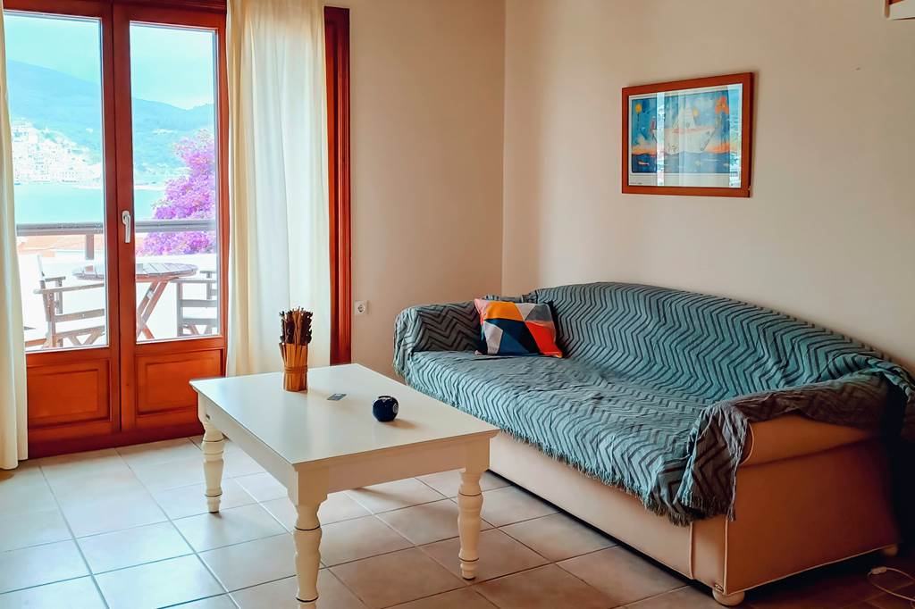 JSI_84276_Pera_Skopelos_0922_05.jpg