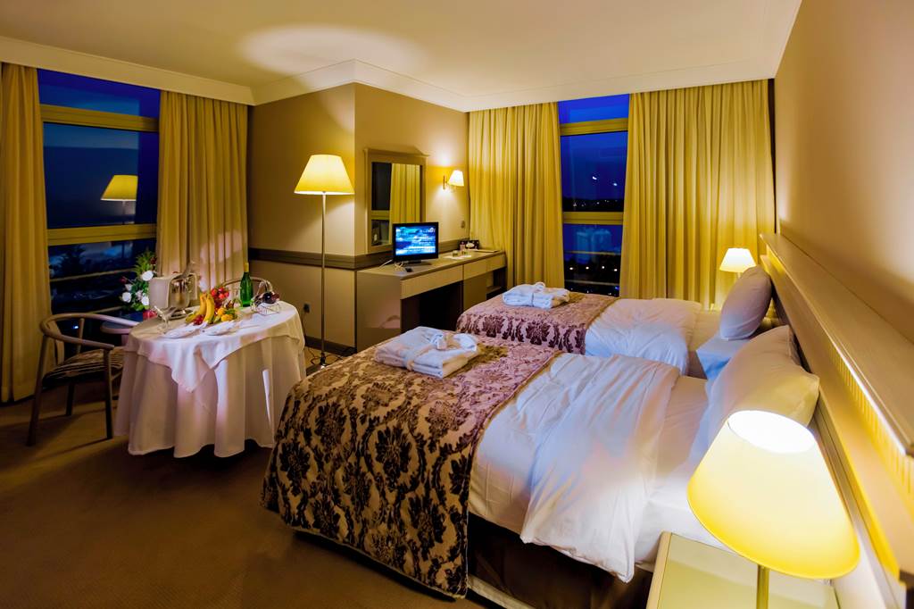 ADB_78415_Fantasia_Hotel_Deluxe_Kusadasi_0220_01.jpg