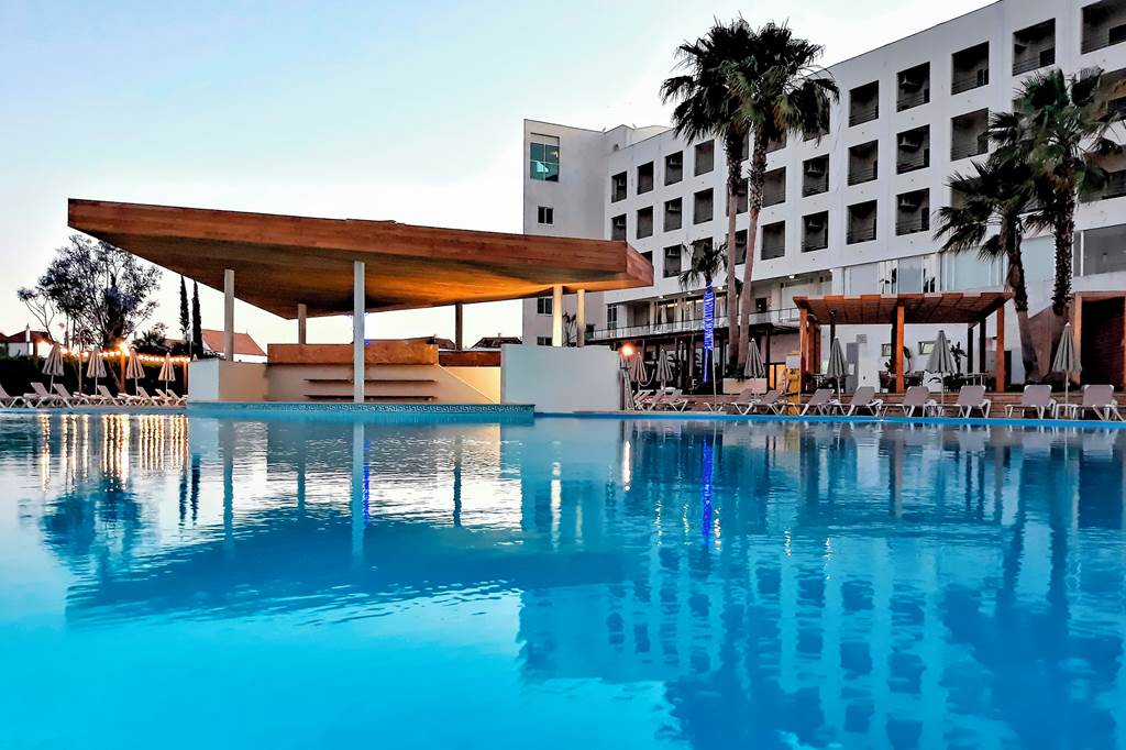 FAO_74742_Maria_Nova_Lounge_Hotel_0819_10.jpg