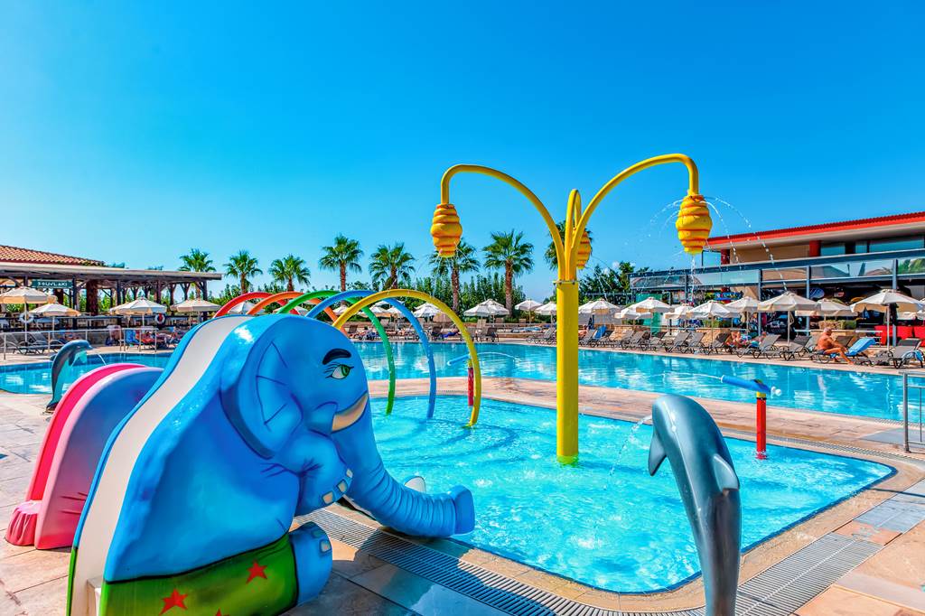 EFL_82425_Apollonian_Asterias_Resort_&_Spa_0720_02.jpg