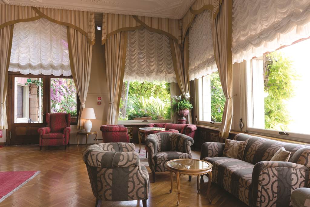 VRN_72875_GRAND_HTL_1015_11.jpg