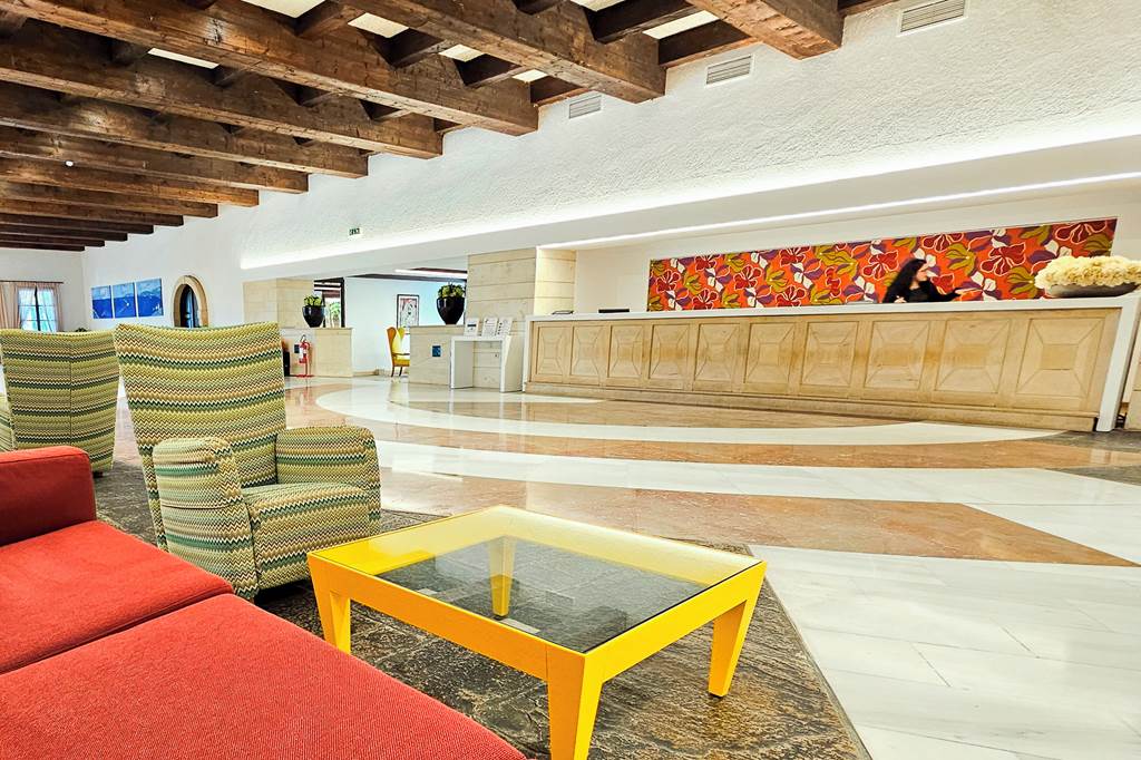 HER_86922_Apollonia_Beach_Resort_&_Spa_1223_22.jpg