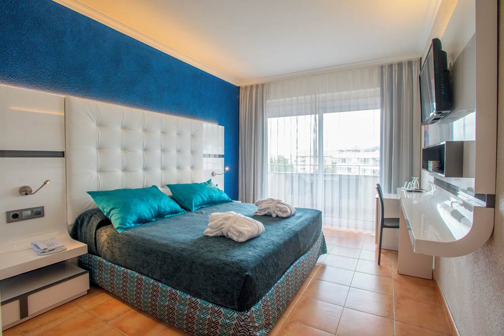 PMI_633_Marina_Portals_Hotel_0723_04.jpg