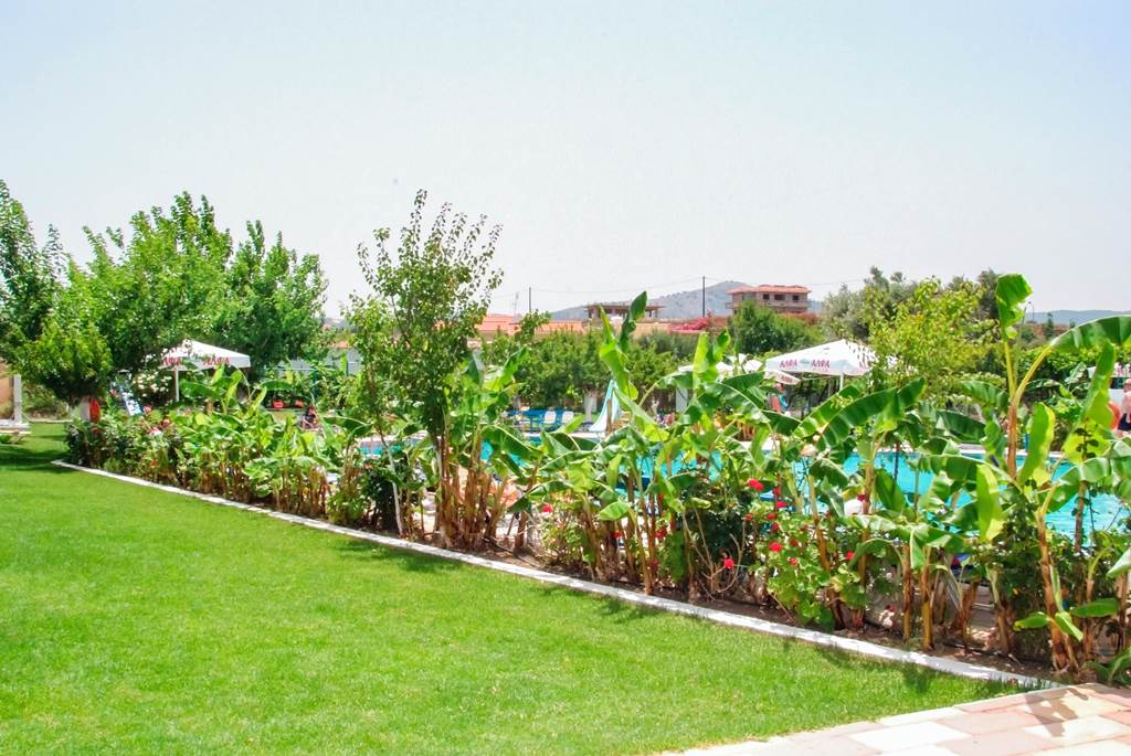 RHO_83060_Garden_Hotel_0521_24.jpg