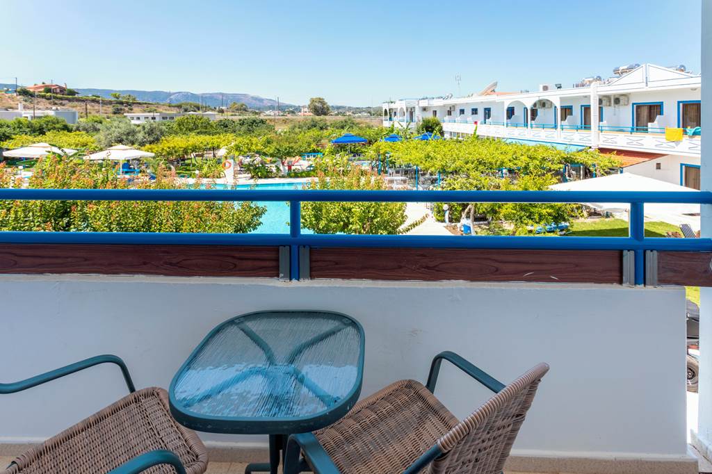 RHO_83060_Garden_Hotel_0723_07.jpg