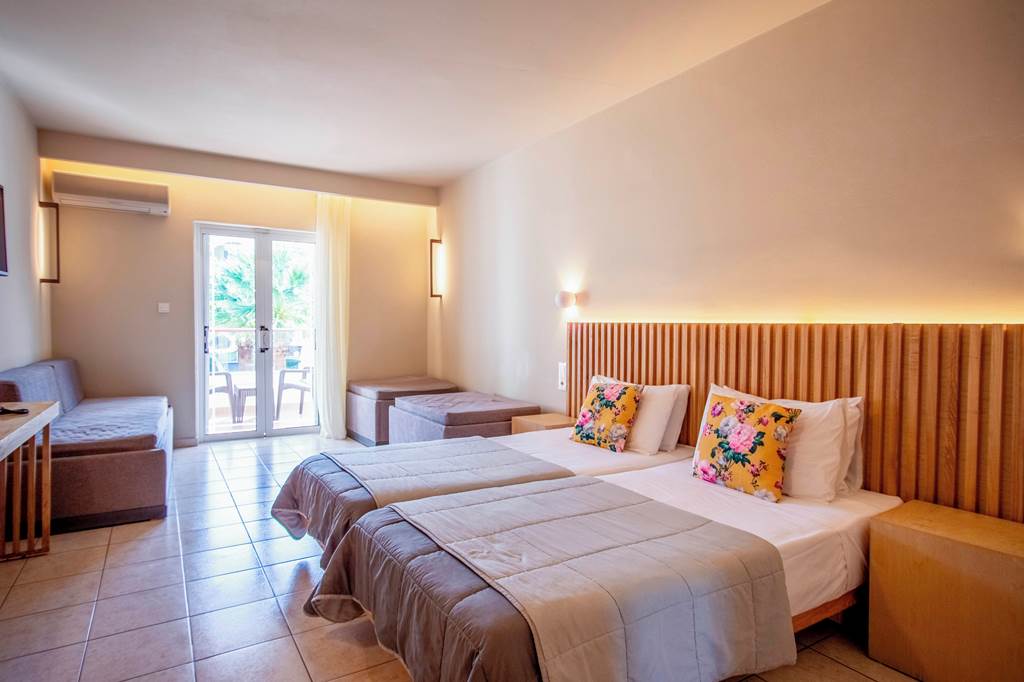 ZTH_83016_Alykanas_Beach_Grand_Hotel_by_Zante_Plazaa_1124_09.jpg