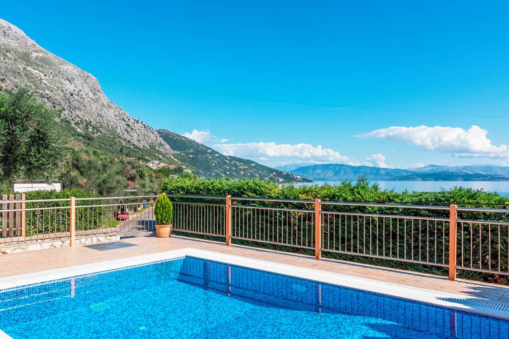CFU_86651_Villa_Eros_Barbati_0124_04.jpg