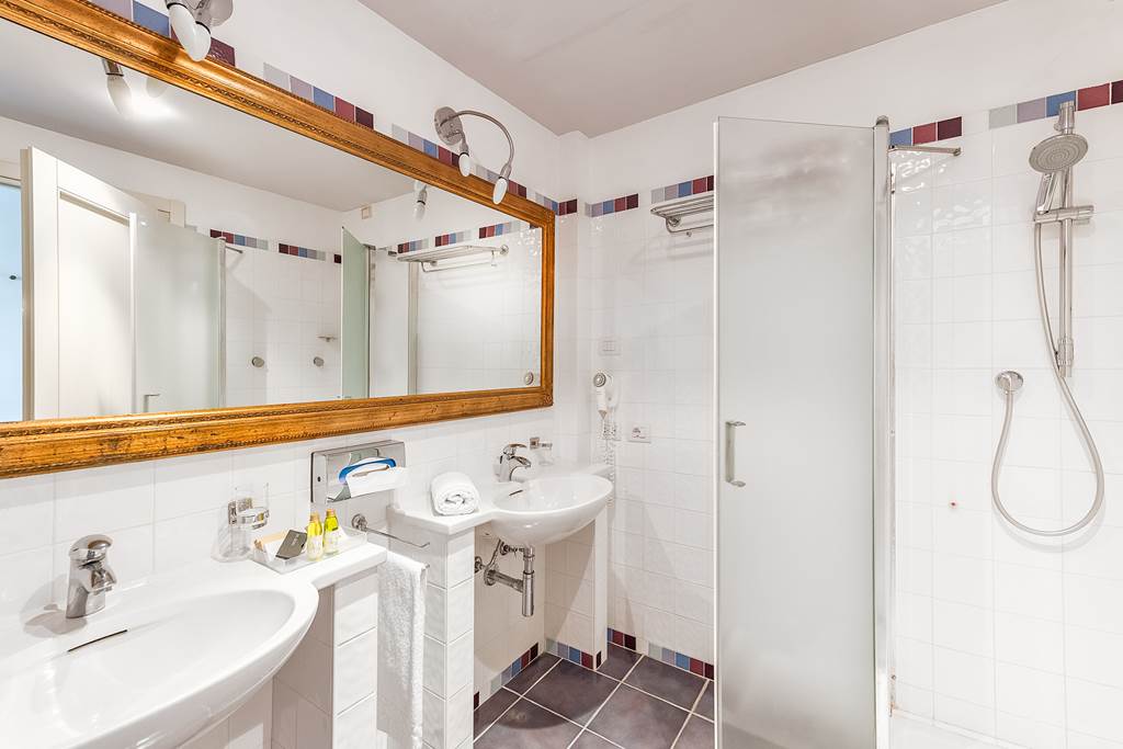 PSA_77570_Villasanpaolo_Spa_Resort_1217_19.jpg