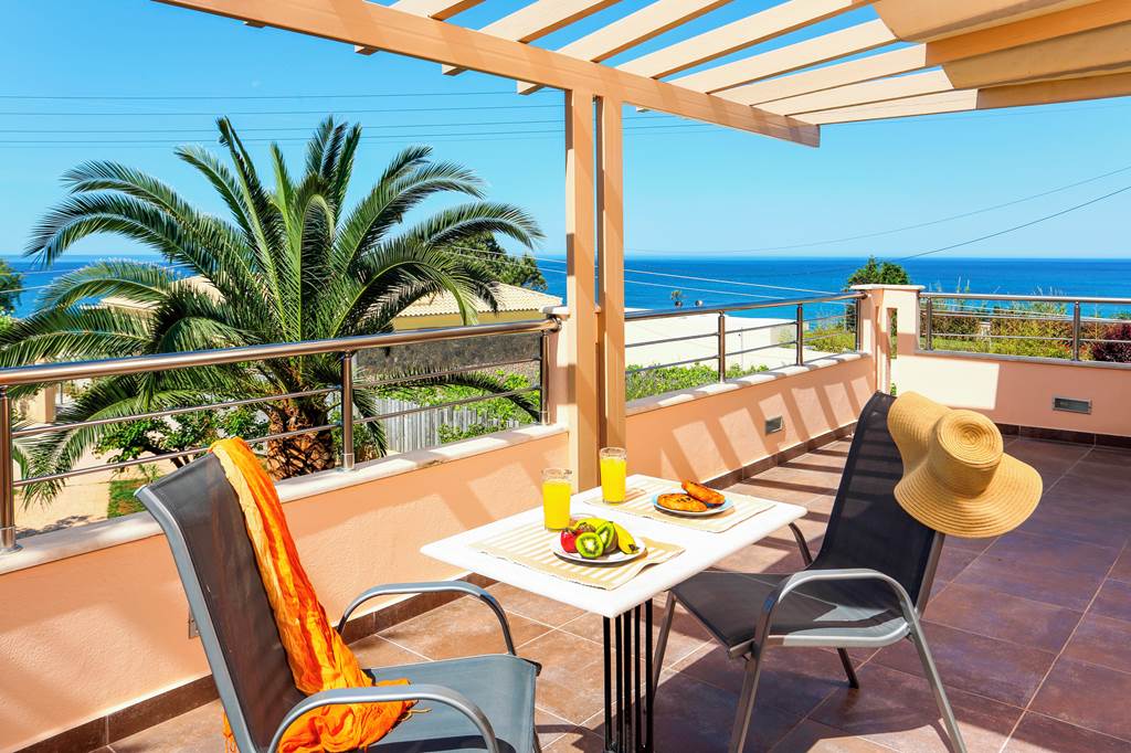 CFU_86434_Villa_Teo_1123_06.jpg