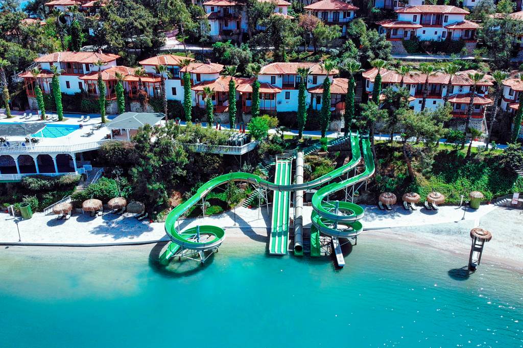 DLM_460_Letoonia_Club_&_Hotel_1222_02.jpg