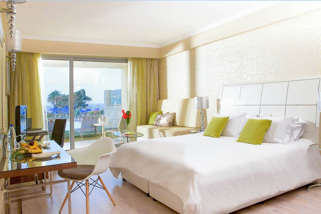 RHO_70905_Atrium_Platinum_Luxury_Resort_&_Spa_1223_07.jpg