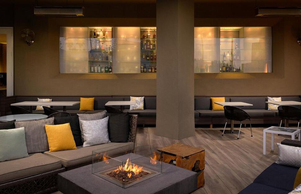 Le-Meridien-Delfina-Santa-Monica-14.jpg