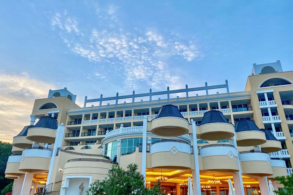 BOJ_87405_Duni_Royal_Marina_Beach_0224_08.jpg