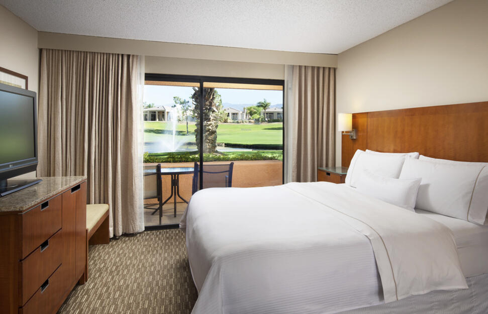 Westin-Mission-Hills-Resort-Spa-3.jpg
