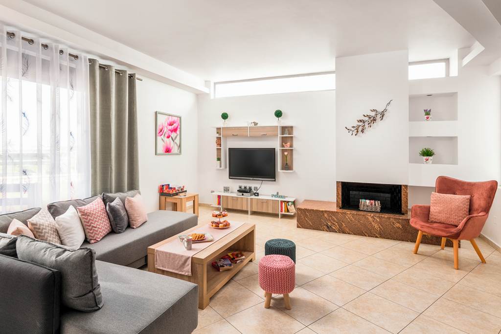 RHO_83855_Villa_Ifigeneia_0522_05.jpg