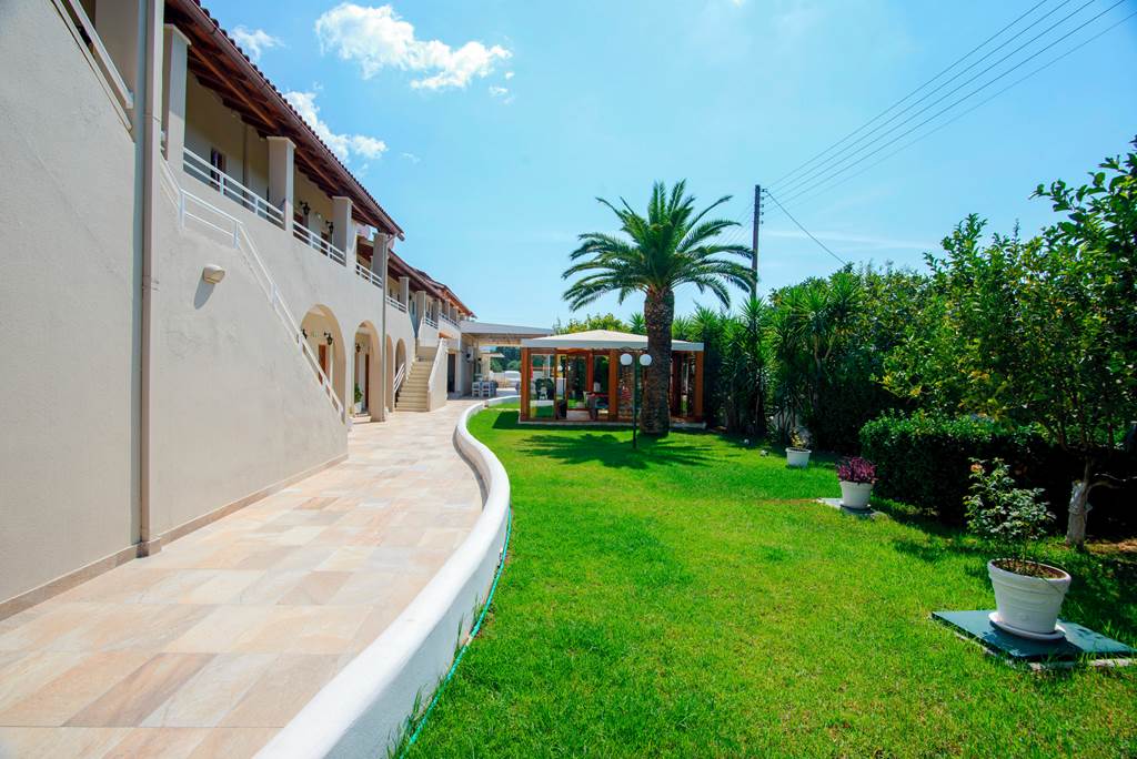 CFU_544_Roda_Oasis_Hotel_0319_08.jpg