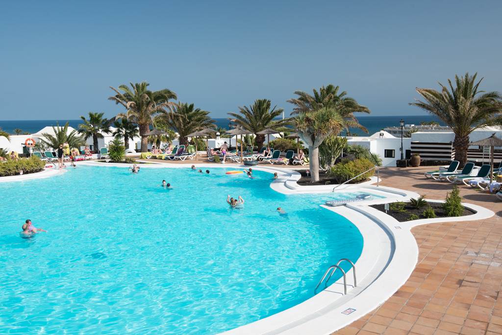 ACE_77459_costa_sal_2_bed_4_0418_05.jpg