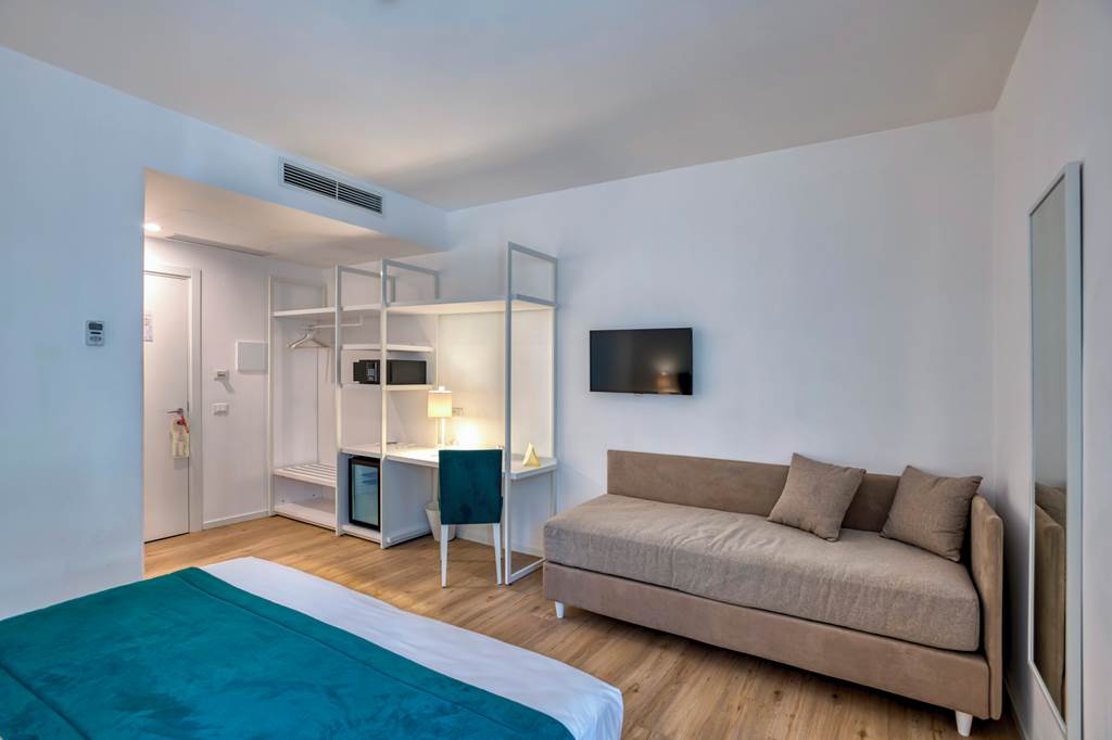 NAP_80817_Hotel_Isabella_1022_05.jpg