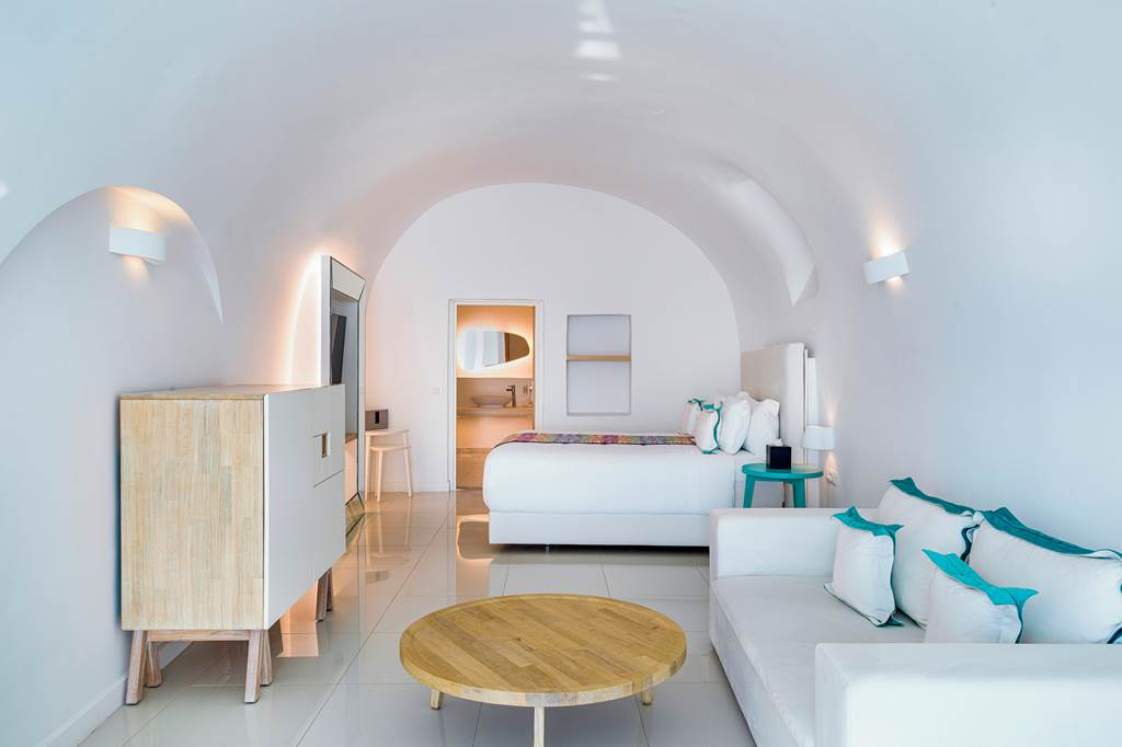 JTR_87033_Katikies_Chromata_Santorini_0124_28.jpg