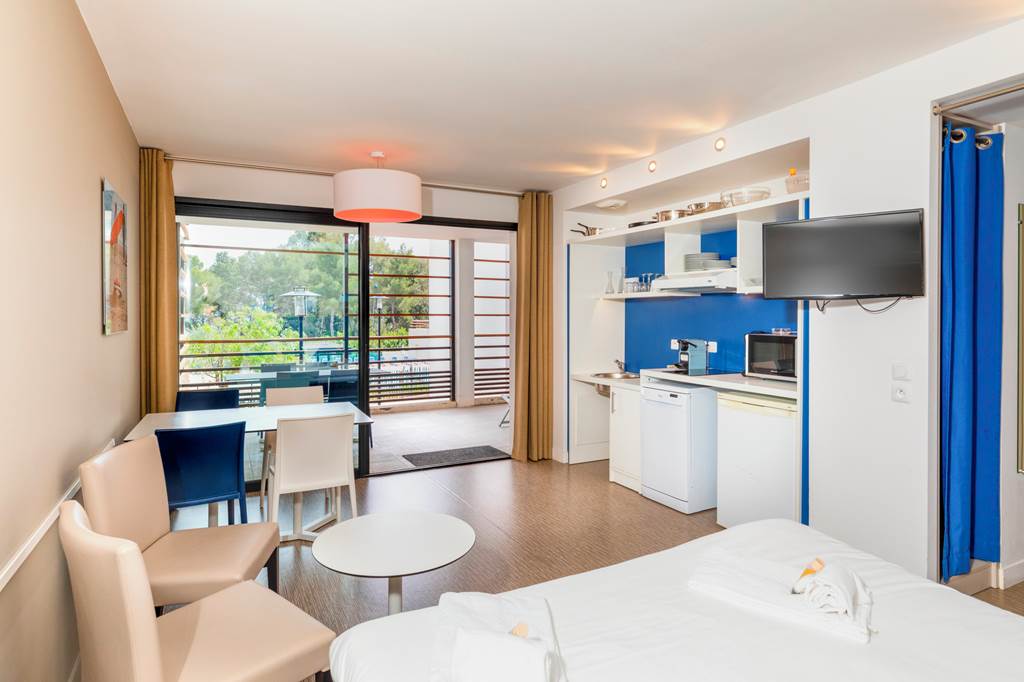 NCE_85209_Sowell_Riviera_Aparthotel_1122_04.jpg
