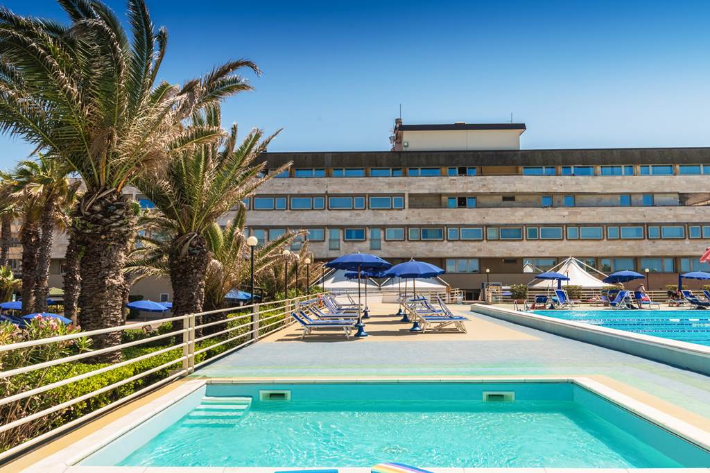 PSA_72948_Grand_Hotel_Continental_0918_01.jpg