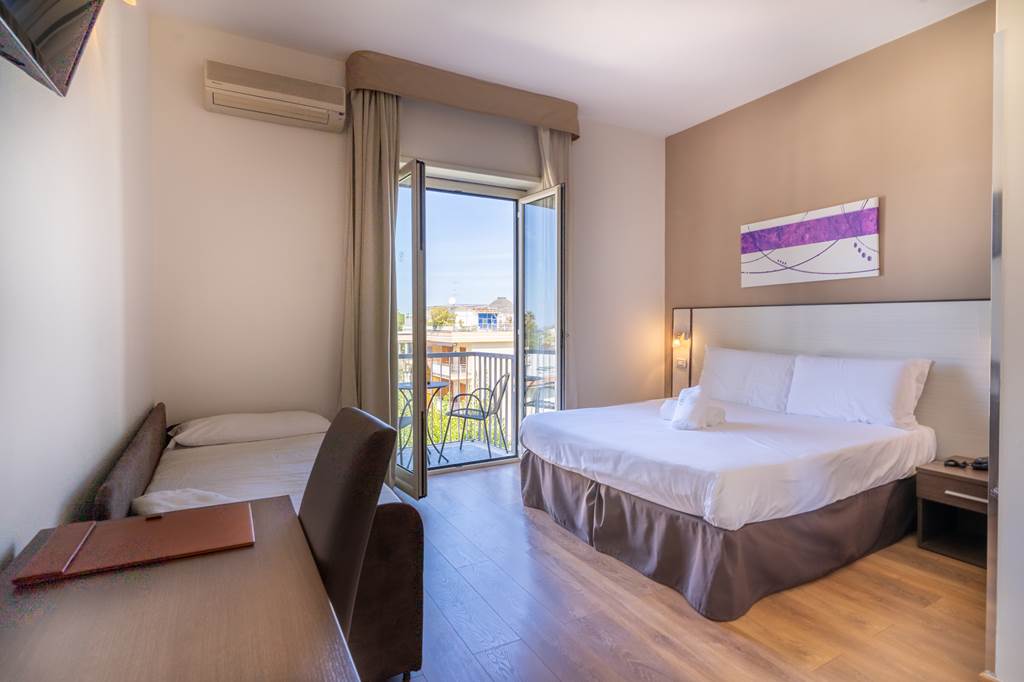 NAP_77992_Hotel_La_Pergola_0722_13.jpg