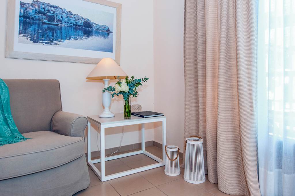 JSI_84195_Skopelos_Summer_Homes_0124_01.jpg