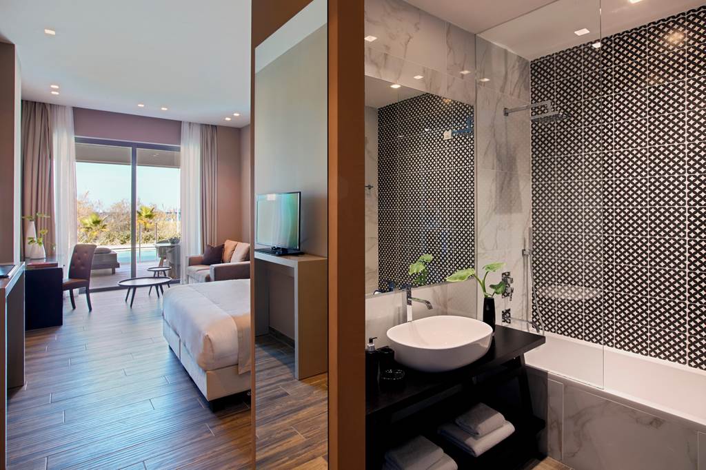 KGS_69605_Pelagos_Suites_Hotel_&_Spa_0924_22.jpg