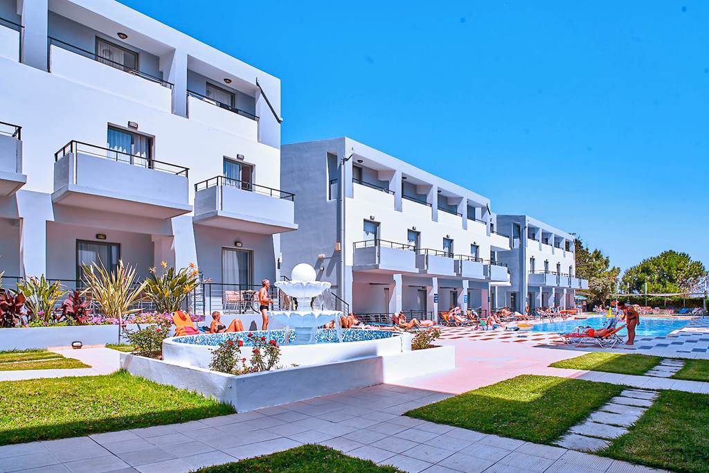 CHQ_83987_Sunrise_Village_Hotel_0822_04.jpg