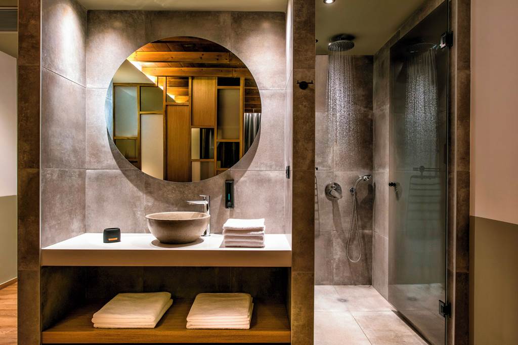 HER_86317_Petousis_Hotel_&_Suites_1123_16.jpg
