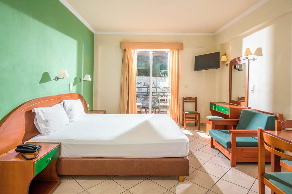 CHQ_84732_Porto_Kalamaki_Hotel_1123_07.jpg