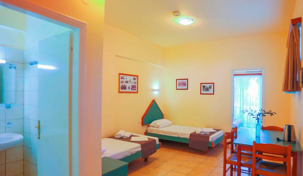 RHO_74759_Filoxenia_Apartments_0822_03.jpg