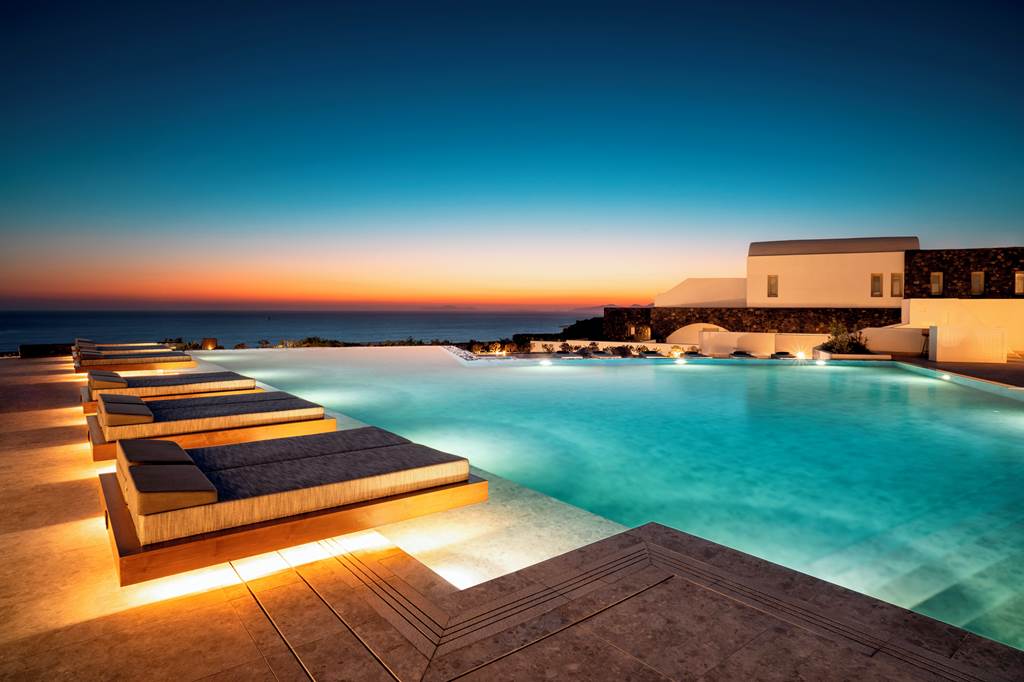 JTR_81478_Santo_Pure_Oia_Suites_&_Villas_0223_19.jpg