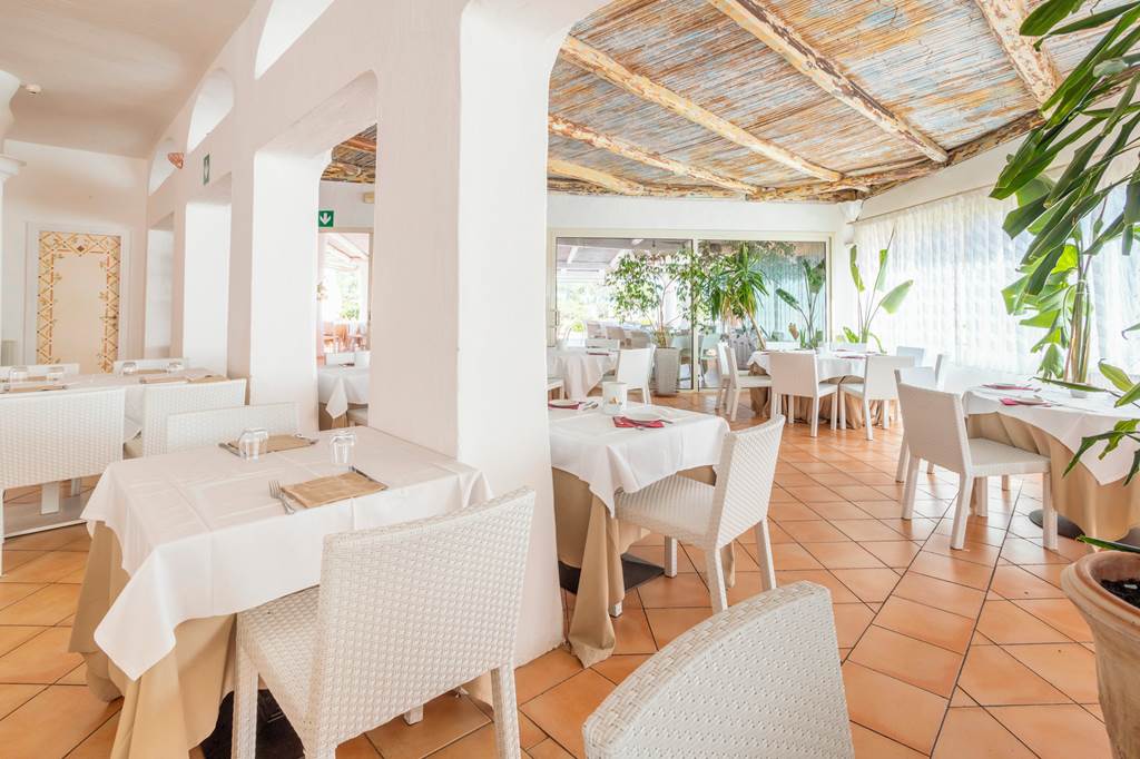 OLB_82909_Grand_Hotel_Porto_Cervo_1022_12.jpg