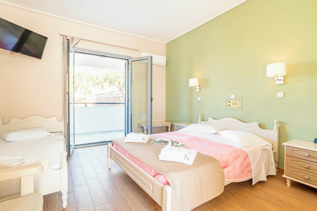 MJT_81358_Panorama_Hotel_Lesvos_0622_17.jpg
