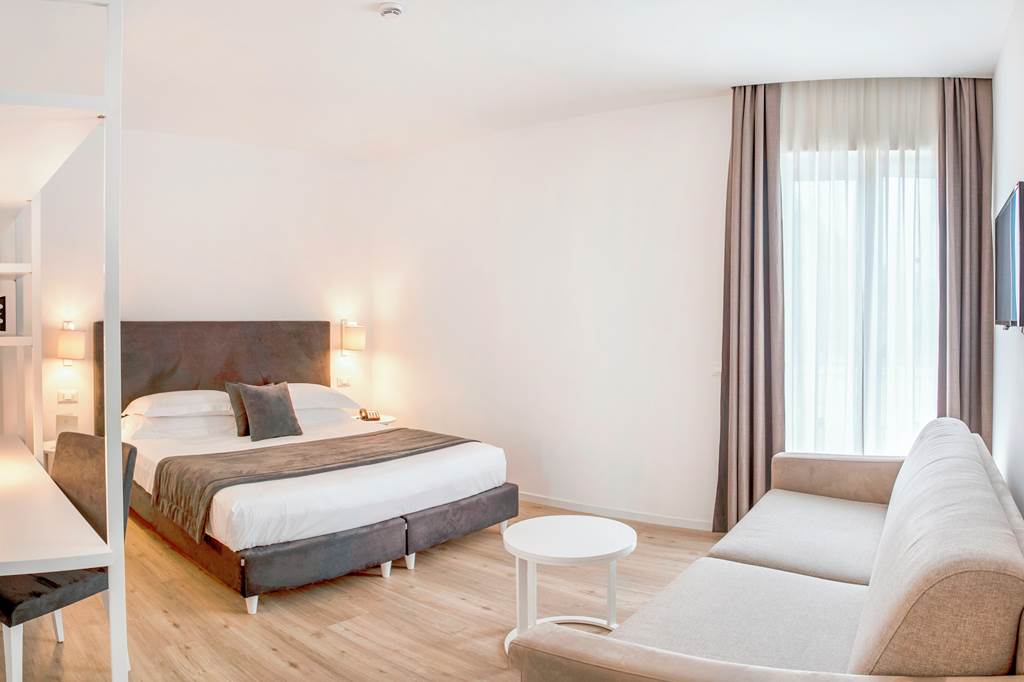 NAP_80817_Hotel_Isabella_1019_07.jpg