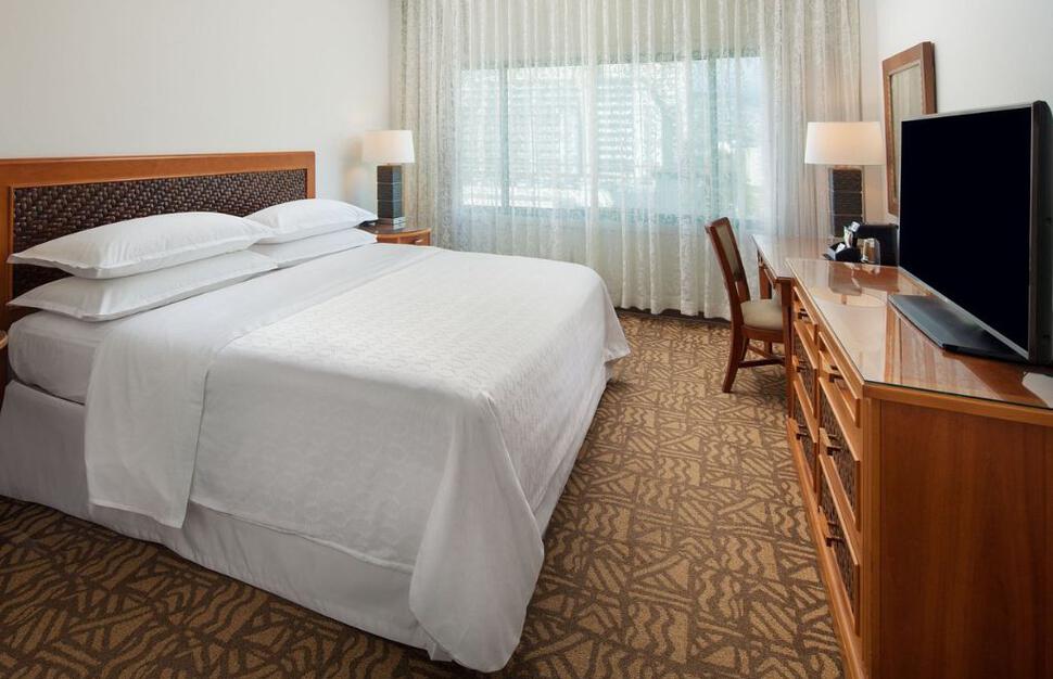 Sheraton-Princess-Kaiulani-13.jpg
