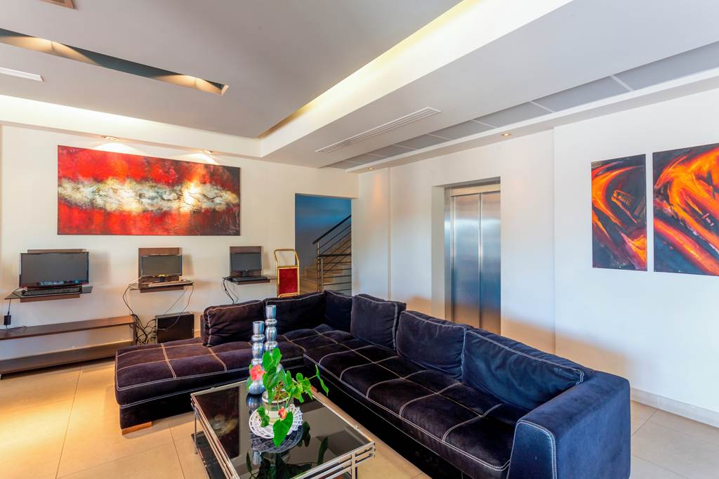 KLX_84435_Tsokas_Hotel_Apartments_1023_01.jpg