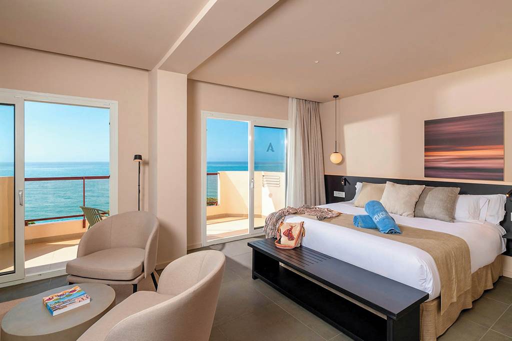 GRO_73469_Aqua_Hotel_Promenade_0724_18.jpg