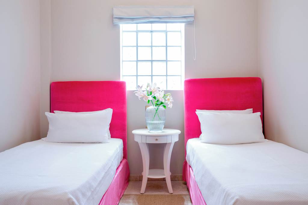 EFL_78586_The_Alley_hotel_1220_02.jpg
