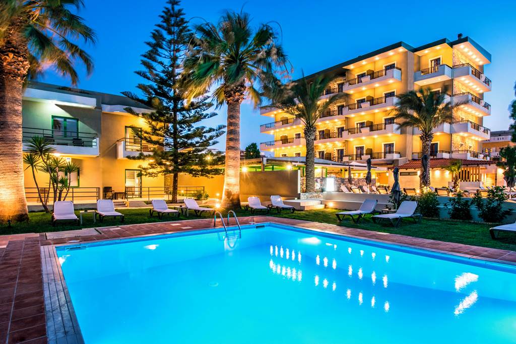 HER_86317_Petousis_Hotel_&_Suites_1123_11.jpg