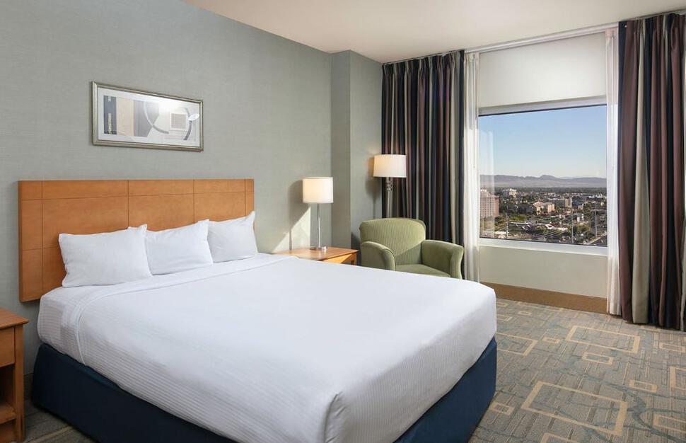 The-Platinum-Hotel-2.jpg