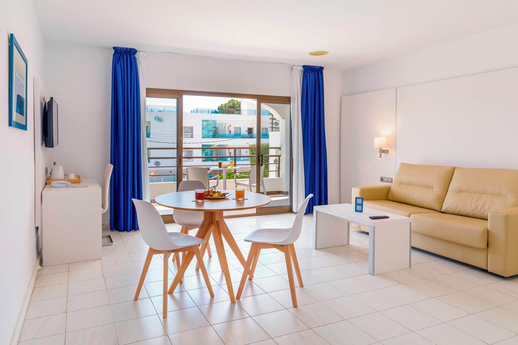PMI_85973_Mar_Hotels_Alcanada_0823_21.jpg