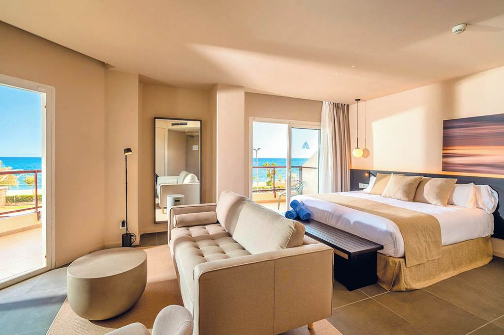 GRO_73469_Aqua_Hotel_Promenade_0724_15.jpg