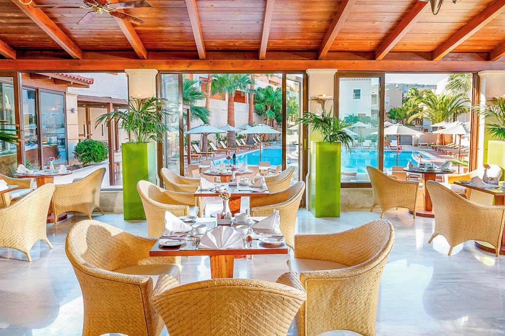 CHQ_88514_Grecotel_Casa_Adele_1024_03.jpg