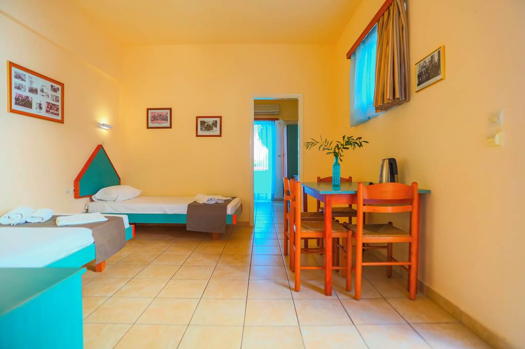 RHO_74759_Filoxenia_Apartments_0822_02.jpg