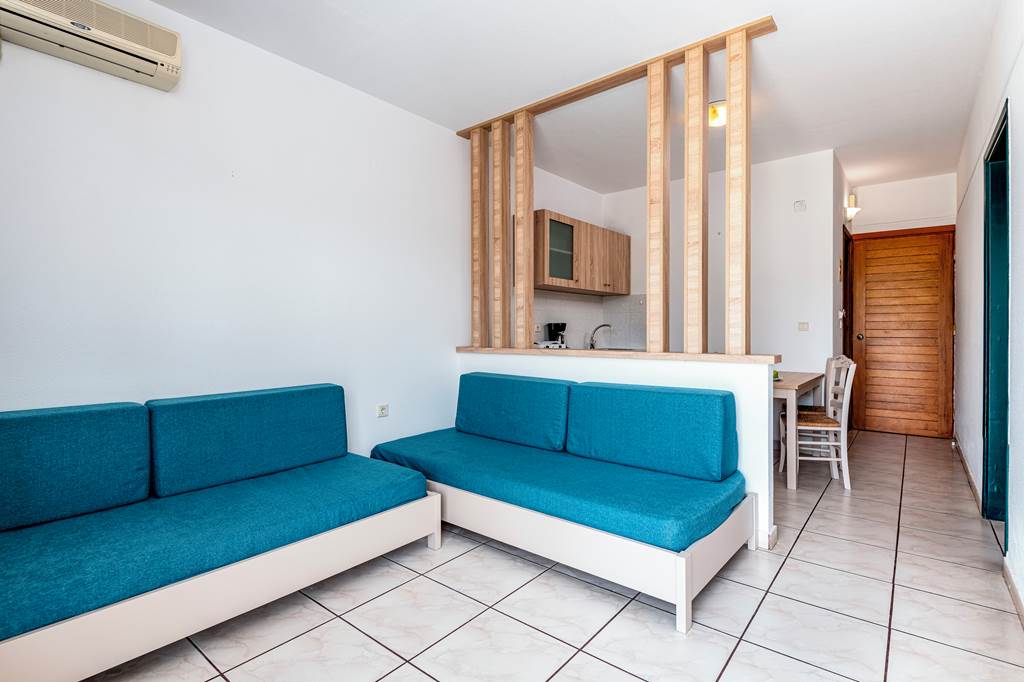 KGS_86412_Angela_Apartments_1123_11.jpg